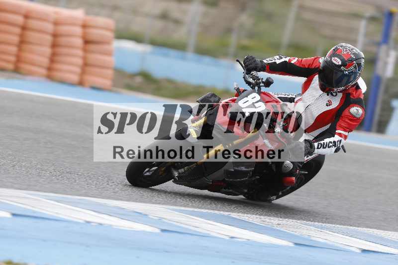 Archiv-2025/02 28.-31.01.2025 Moto Center Thun Jerez/gruen-green/82